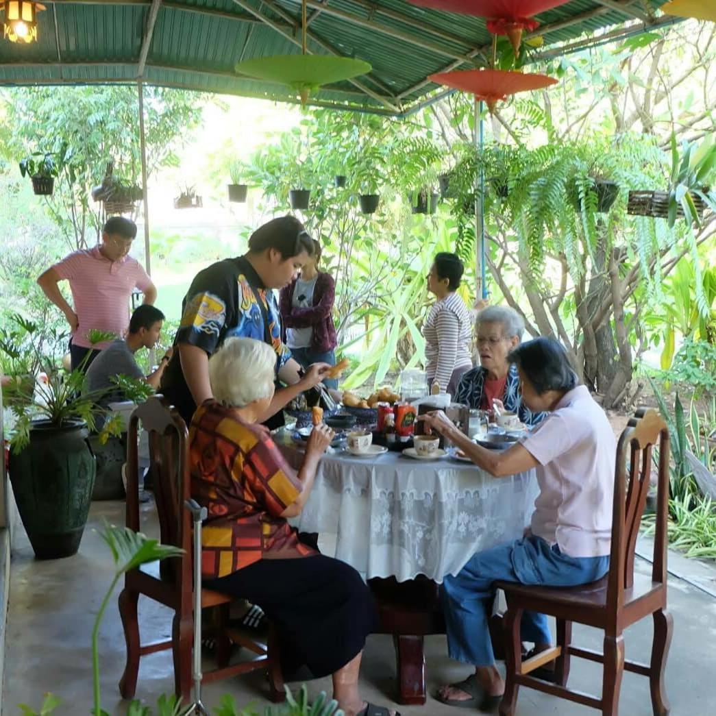 Baan Sithepaban Guesthouse Phitsanulok Exteriér fotografie